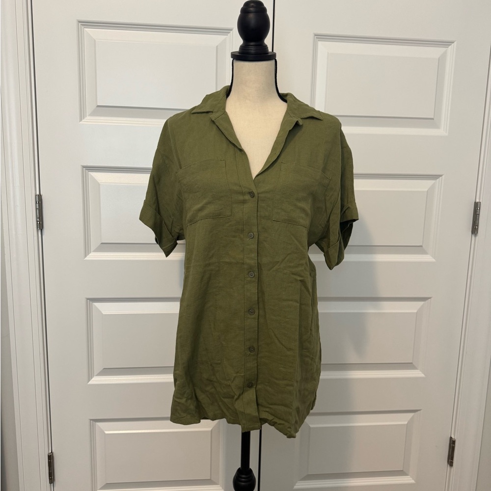 Abercrombie & Fitch Olive Green Short-Sleeve Button-Down Shirt